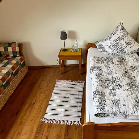 Zur Burgschaenke Vendégház