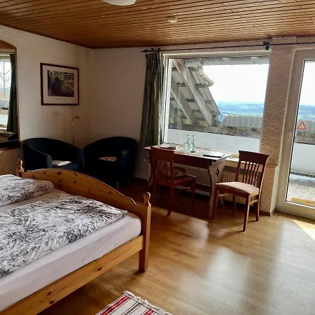 Penzion Restaurant Und Zur Burgschanke 3*