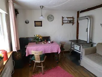 Hotel Restaurant Und Zur Burgschänke Aremberg