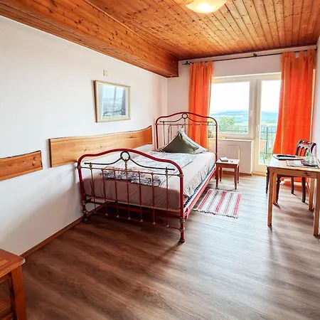 Restaurant Und Zur Burgschänke Hotel Aremberg