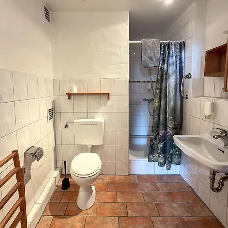 Restaurant Und Zur Burgschänke Hotel 3*