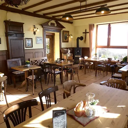 Restaurant Und Zur Burgschanke