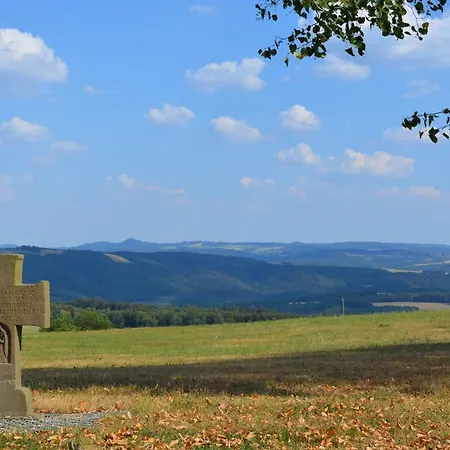 Restaurant Und Zur Burgschänke 3*