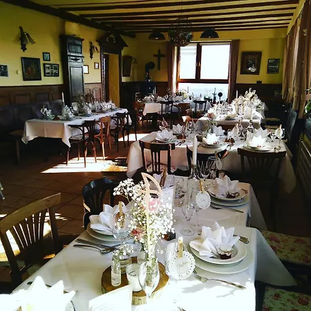 Restaurant Und Zur Burgschänke Hotel