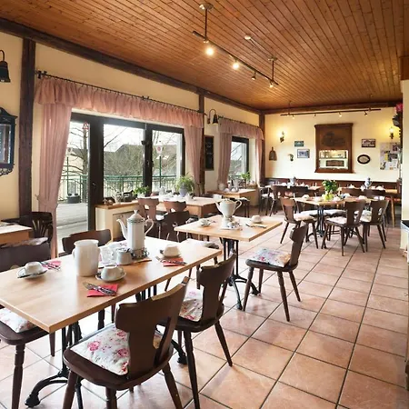 Zur Burgschaenke Vendégház Aremberg